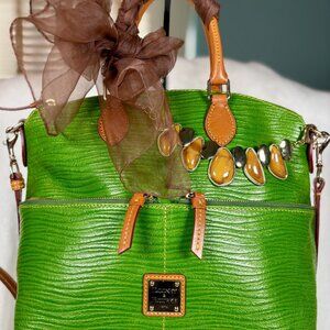 Dooney & Bourke Green Dillen Lizard Embossed Leather Bag, with Chain and Scarf